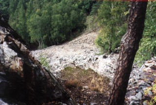 lom pod Čertovou kazatelnou lom pod Čertovou kazatelnou